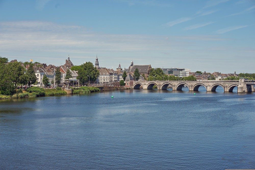 Aachen, Lüttich, Maastricht